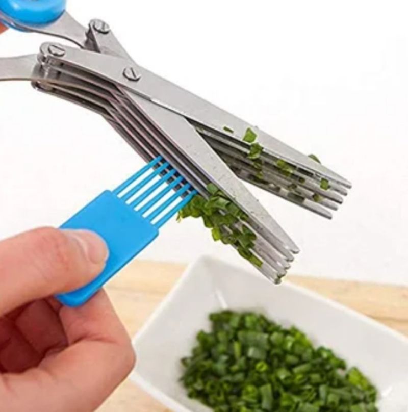 Comprar Tijera Pica Verduras 5 Cuchillas en Electroshopy